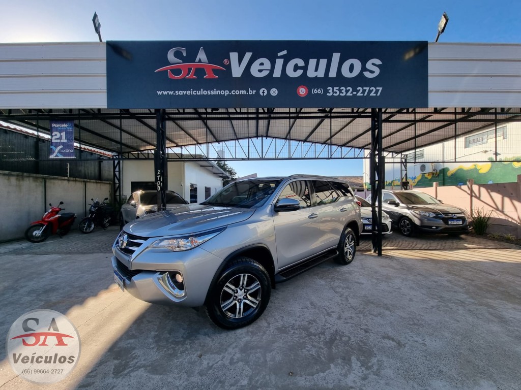 Toyota Hilux SW4 SR 4x2 2.7/ 2.7 Flex 16V Aut. 2019